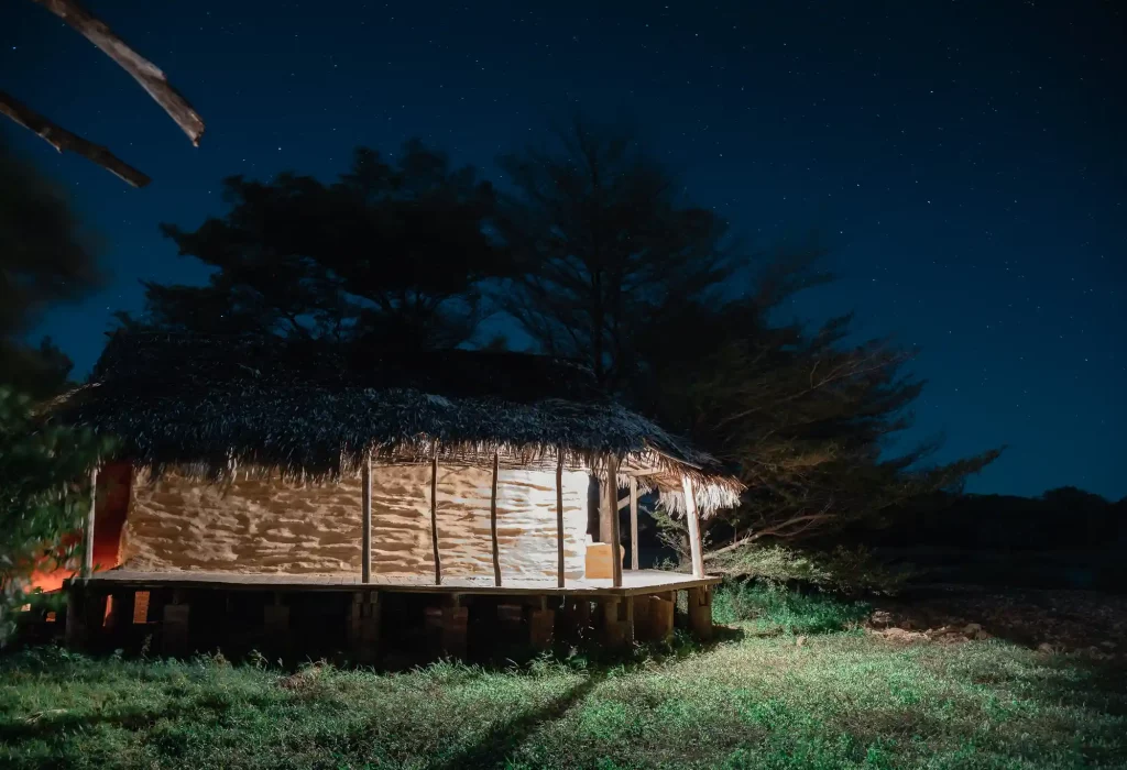 iharana - vue - nuit - tsingy (1)_resultat